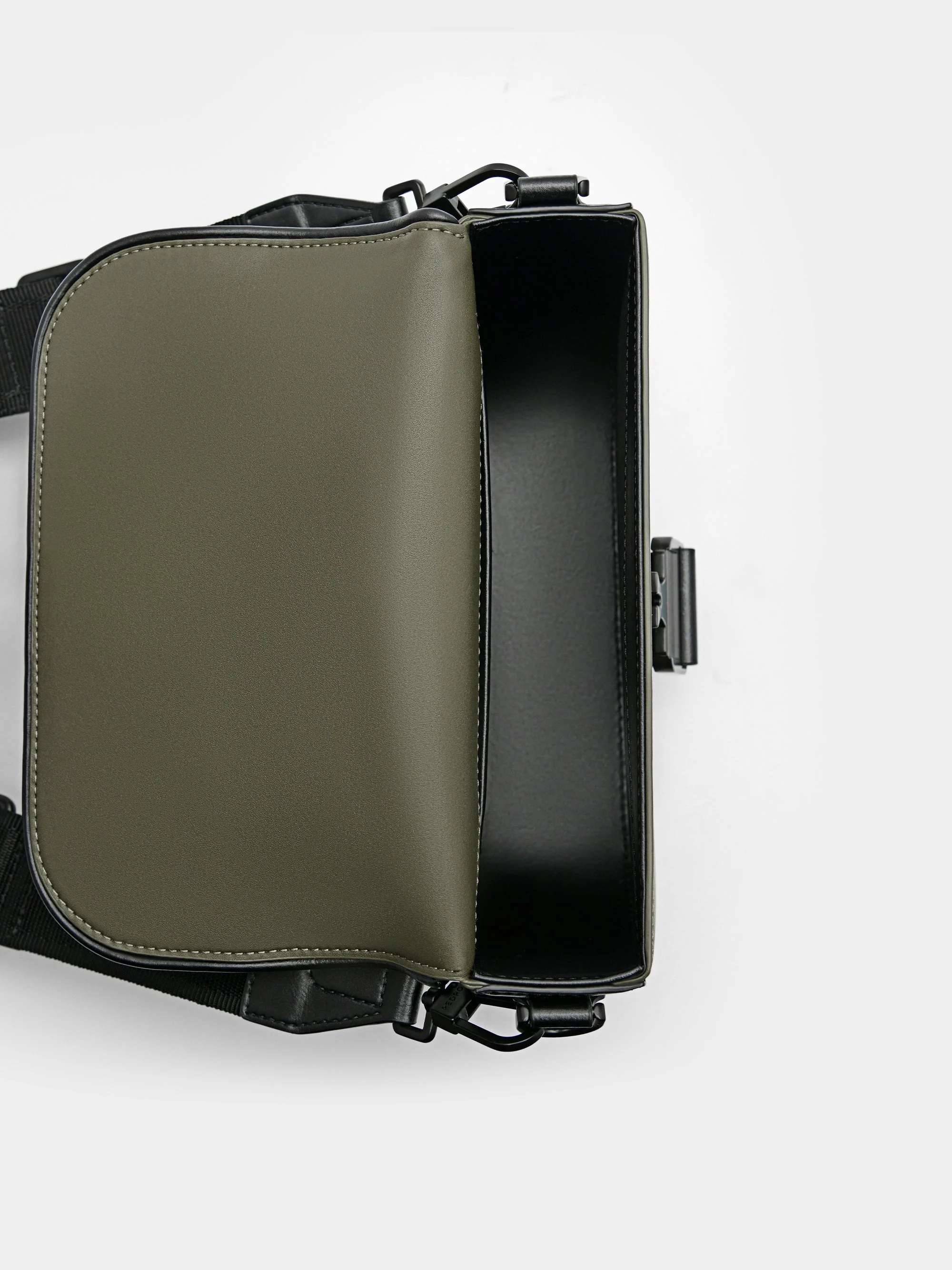 Kane Crossbody Bag - Image 6