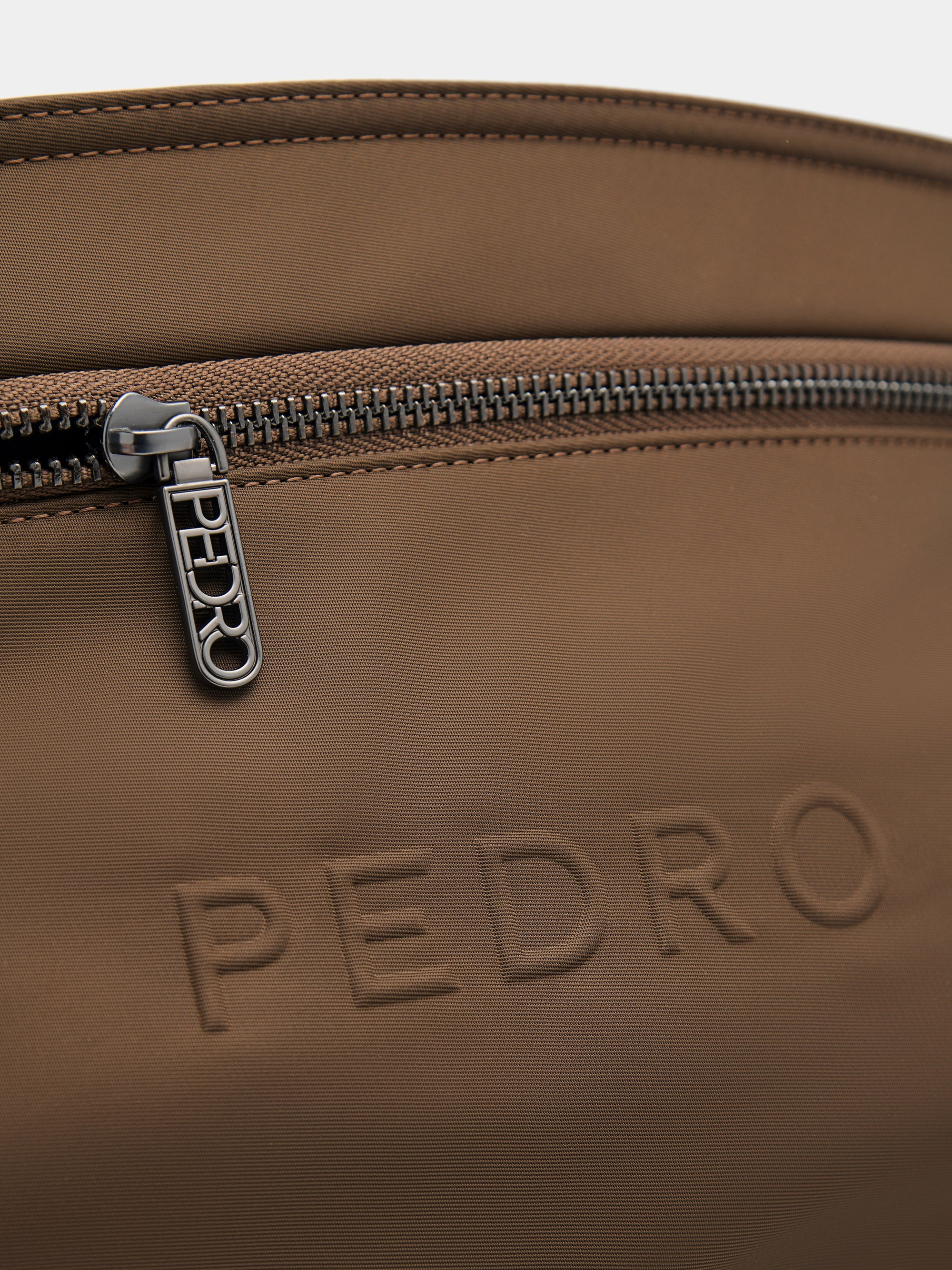 Chuck Sling Pouch - Image 5