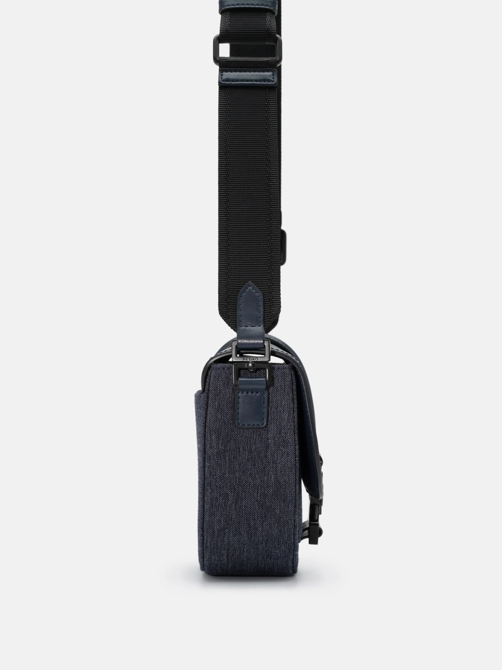 Tex Leather Crossbody Bag - Image 10