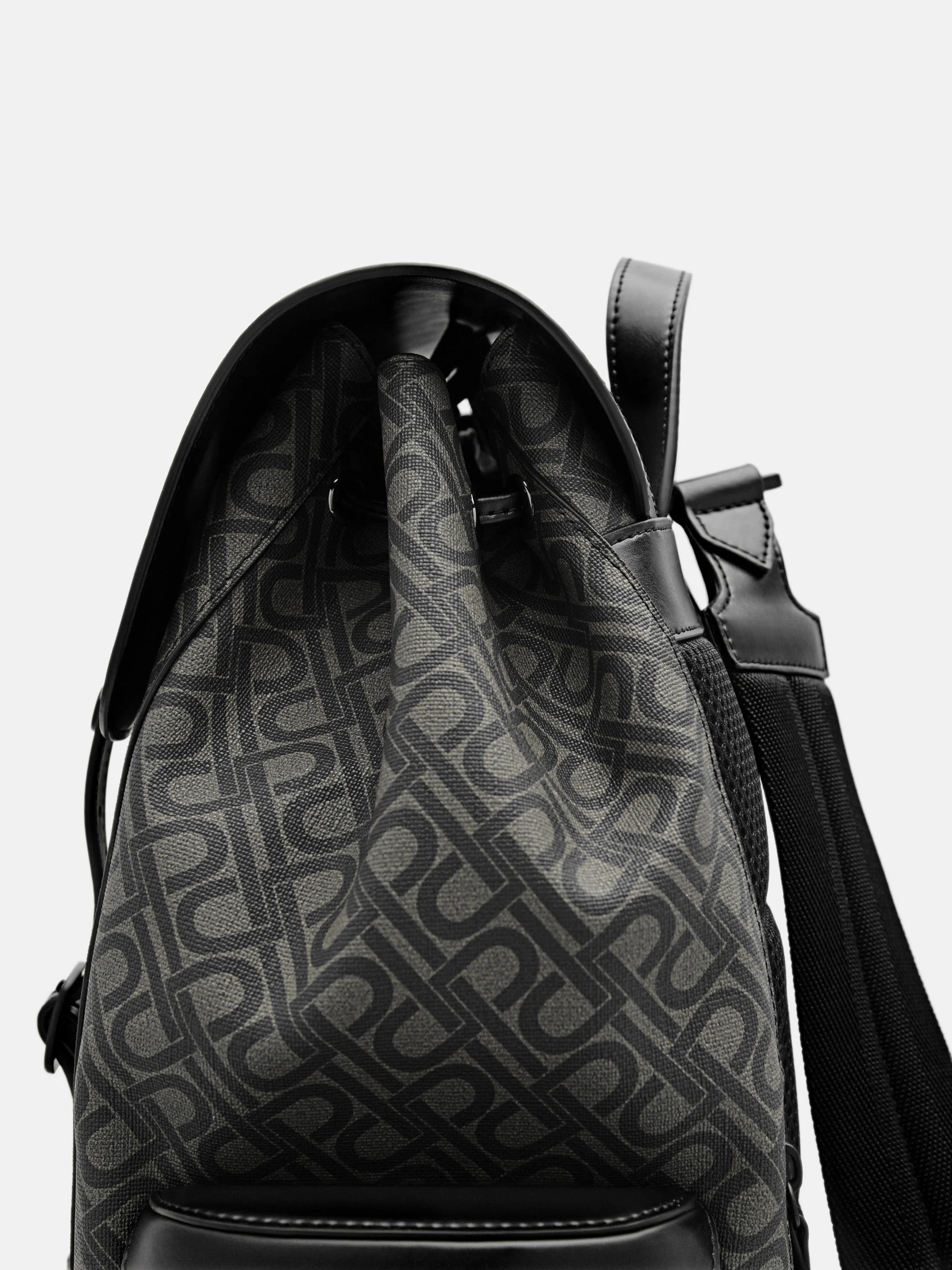 Jones Backpack - Image 4