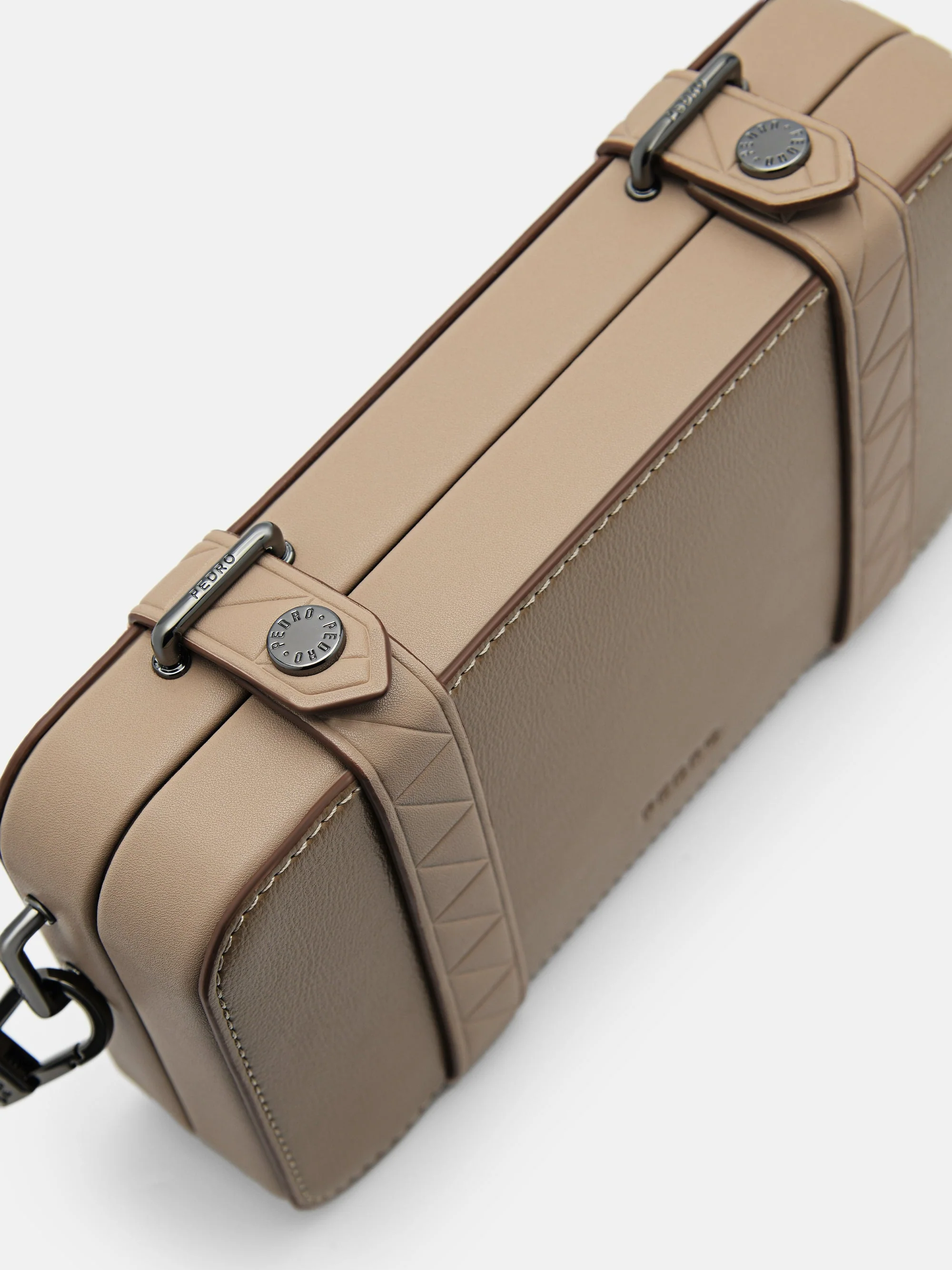 Oliver Mini Sling Bag - Image 5