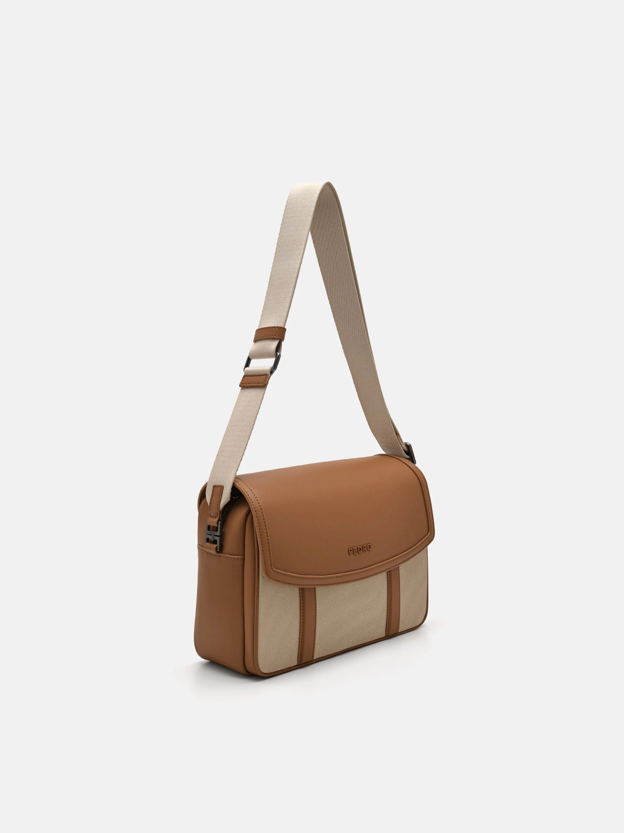 Duncan Messenger Bag - Image 8