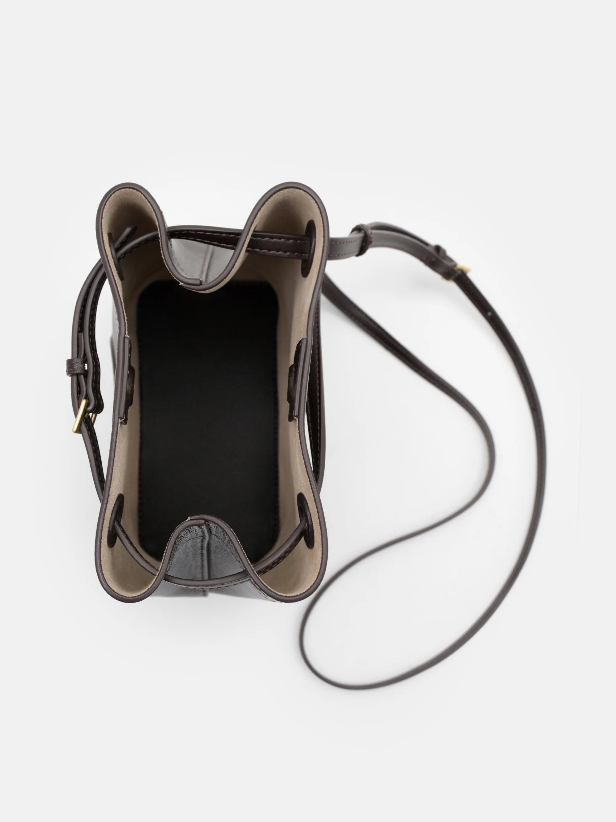 Loli Leather Bucket Bag - Image 12