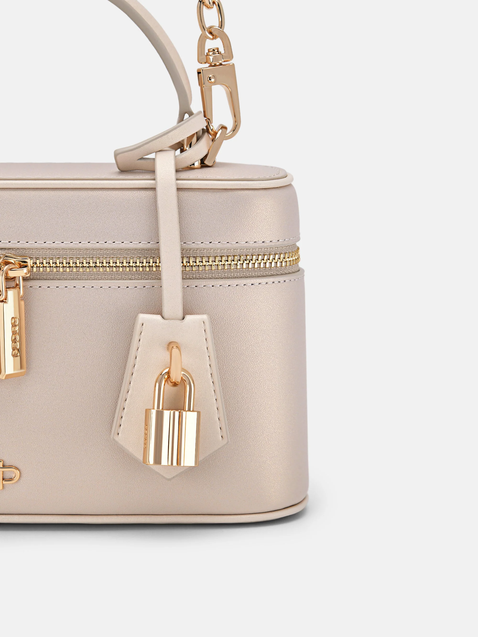 Ari Leather Shoulder Bag - Image 5